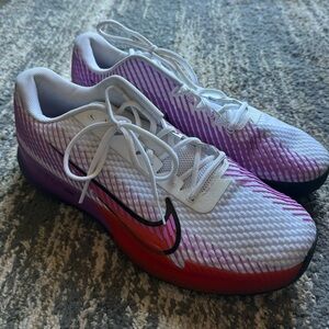 NikeCourt Air Zoom Vapor 11